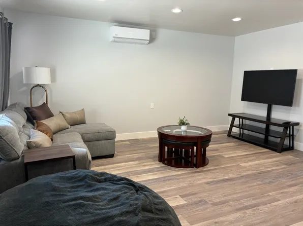 3410 Chamoune Ave #A, San Diego, CA 92105