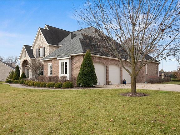 2nd image of 4231 English Oak Ln