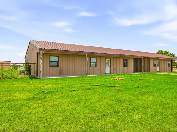 341 Wesley Chapel Rd, Jacksboro, TX 76458