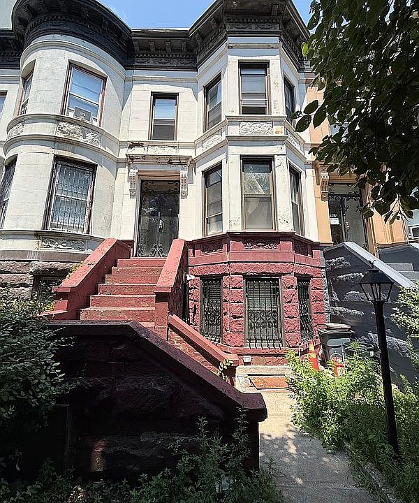 2nd image of 565 Eastern Pkwy