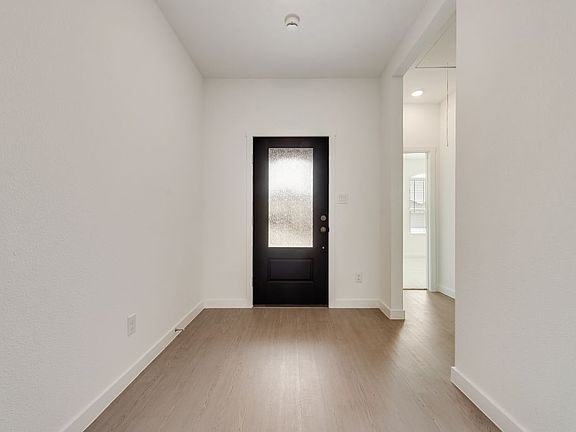 3rd image of 3009 Dutch Rd