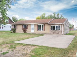 207 5th Ave, Hornick, IA 51026