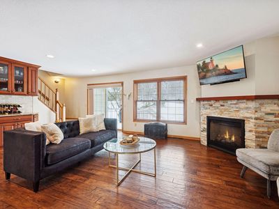 17155 Sandy Ln, Minnetonka, MN, 55345