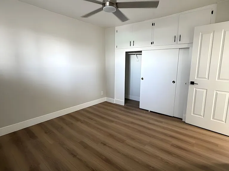 6500 S Western Ave #7 — Photo 3