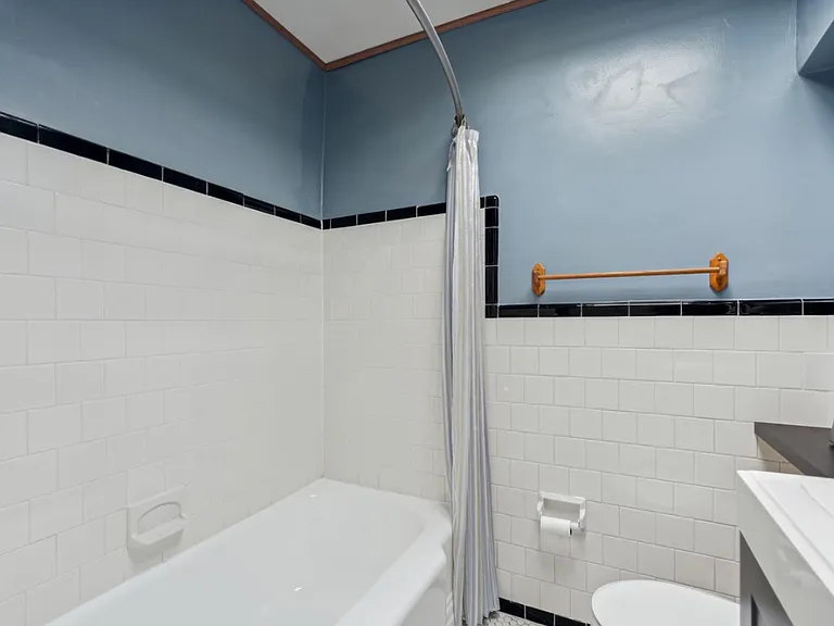 3507 Wilkens Ave — Photo 9
