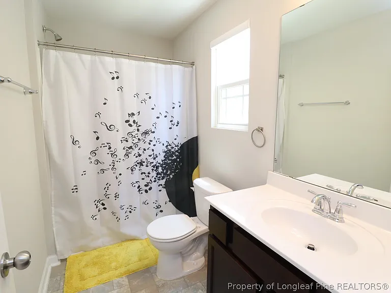 584 Grand Central Sta — Photo 9