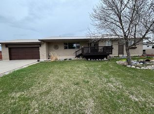 630 Sheridan St, Shelby, MT 59474