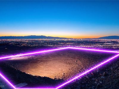 567 Rock Peak Dr, Henderson, NV, 89012