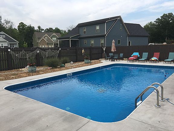 2nd image of 8687 Kennerly Ct
