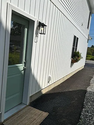 38 Plaisted Rd — Photo 3