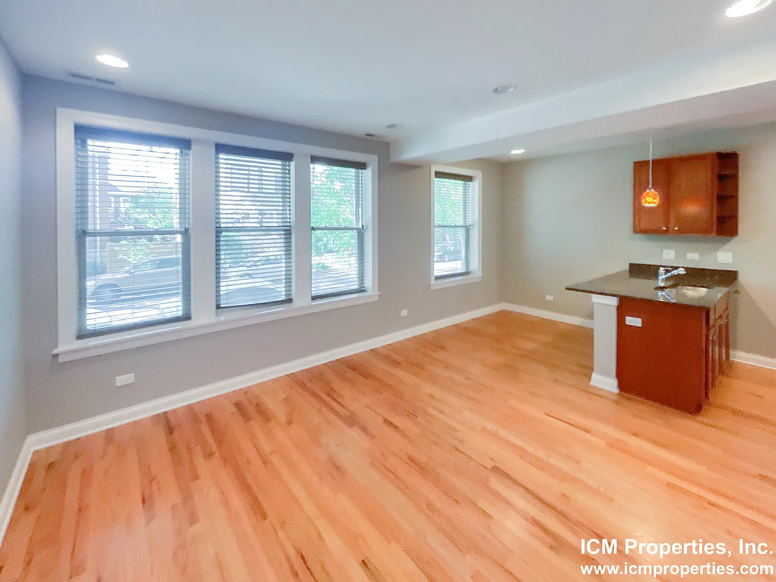 1 bed, 640 sqft, $2,265 — Photo 1