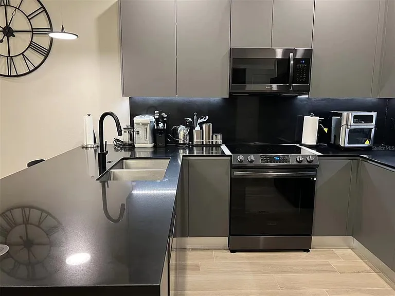 17240 Blessing Dr — Photo 4