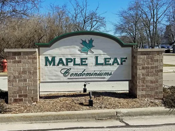 4936 W Maple Leaf Cir #16-6, Greenfield, WI 53220