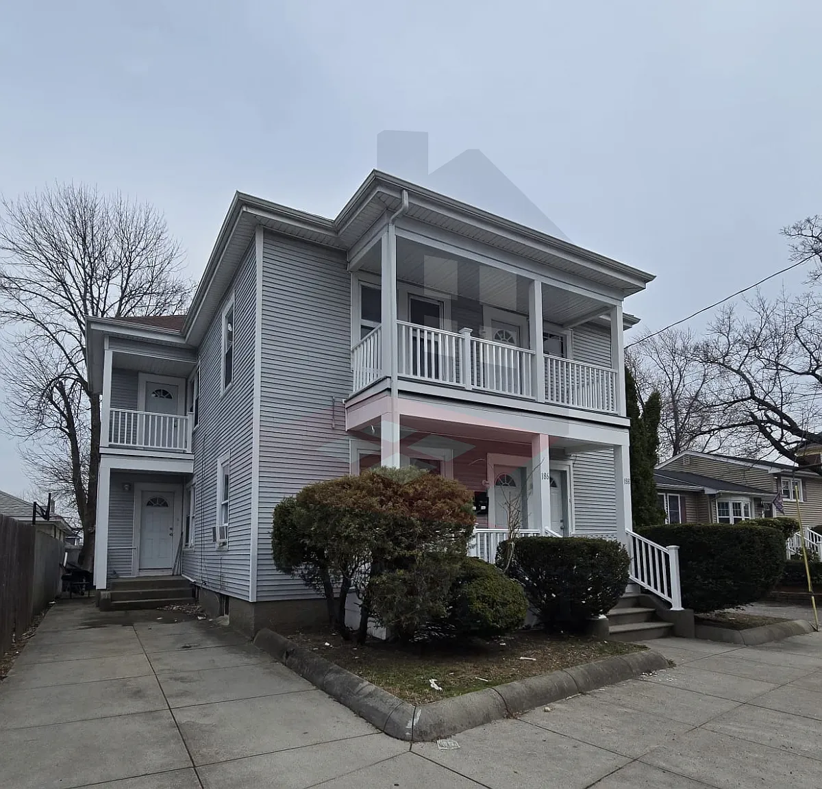 3 bed, $2,100 — Photo 1