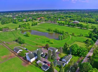 180 Old Sutton Rd, Barrington, IL 60010