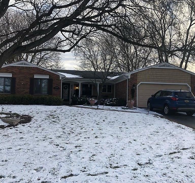 1st image of 2586 Armstrong Dr
