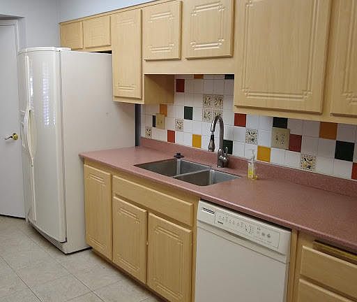 5th image of 18629 N Kiva Dr