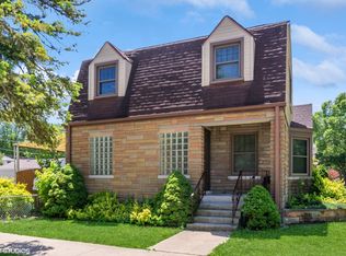3659 N Pioneer Ave, Chicago, IL