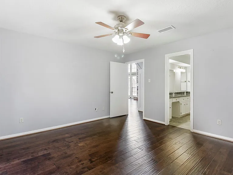 22418 Prince George St — Photo 37