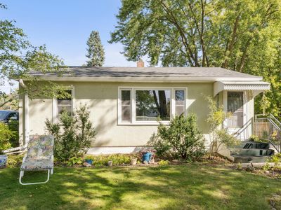 1854 Barclay St, Saint Paul, MN, 55109