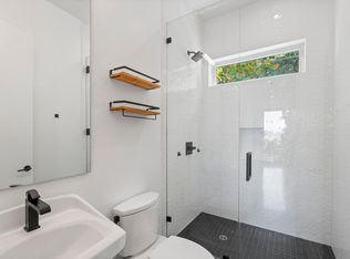 1400 Sutherland St #B, Los Angeles, CA 90026