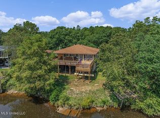 13410 River Rd, Gulfport, MS 39503