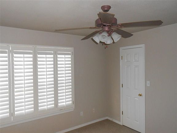 4th image of 10021 Railroad Dr APT 404