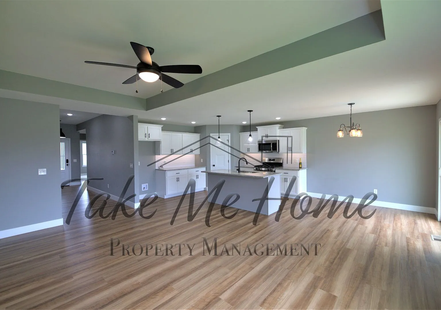 Gorgeous 3 bedroom in Nixa! — Photo 4