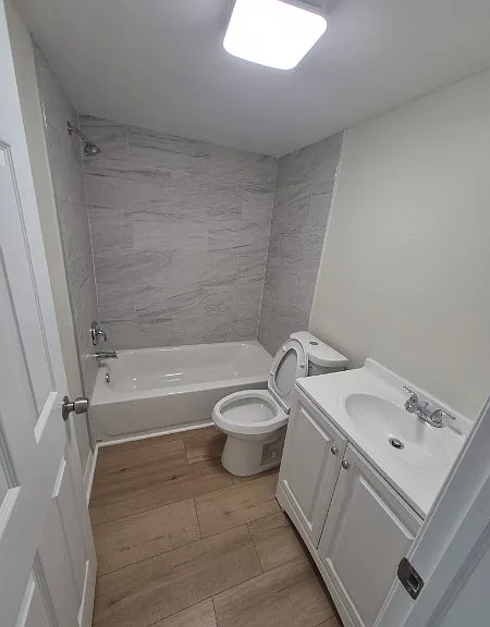 105 22nd St NW #3 — Photo 8