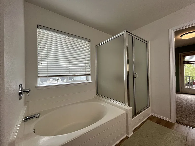 14199 SW Tewkesbury Dr — Photo 43