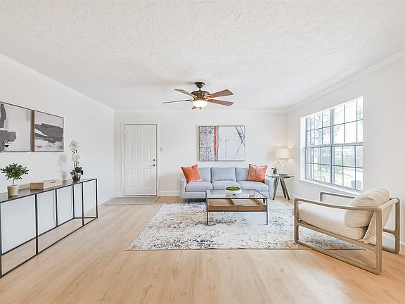 4th image of 9003 Gaylord Dr APT 11
