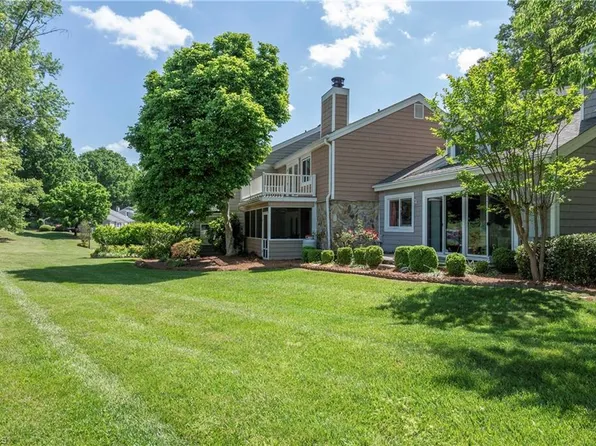 119 Golfview Dr, Bermuda Run, NC 27006