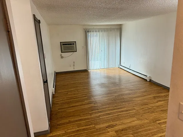 3609 Butternut Dr — Photo 10
