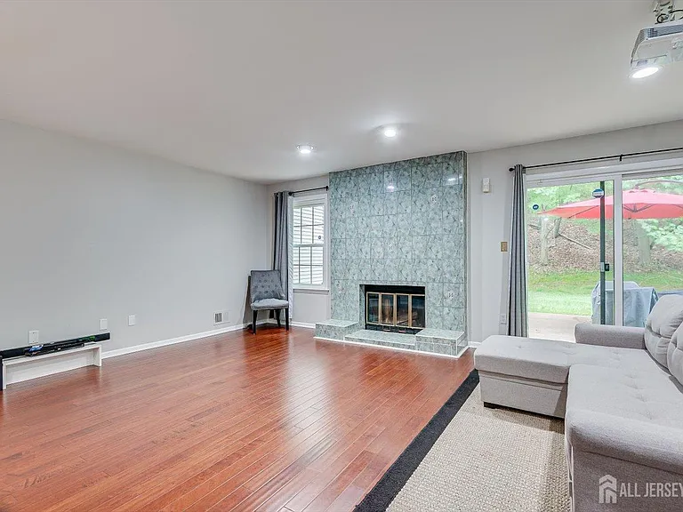 4506 Stonehedge Rd — Photo 46