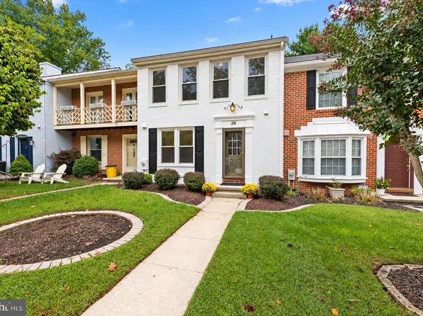 26 Inverin Cir, Lutherville Timonium, MD 21093