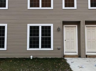 4742 Tuscarora St, Harrisburg, PA 17110