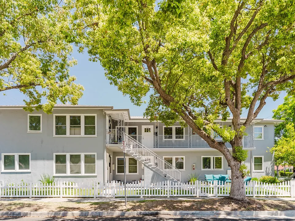 1700 N Fairview St #1708