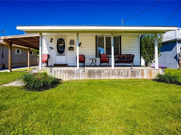22 Bass Ln, Norfolk County, ON N0E 1M0