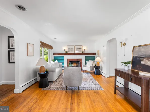 2111 Oak Lodge Rd, Baltimore, MD 21228