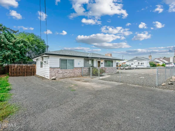 608 S 72nd Ave, Yakima, WA 98908