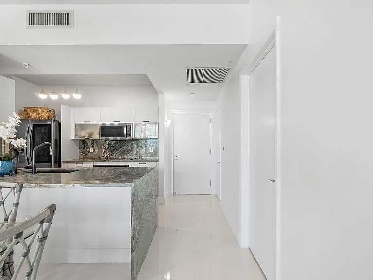 550 Okeechobee Blvd #1809 — Photo 7