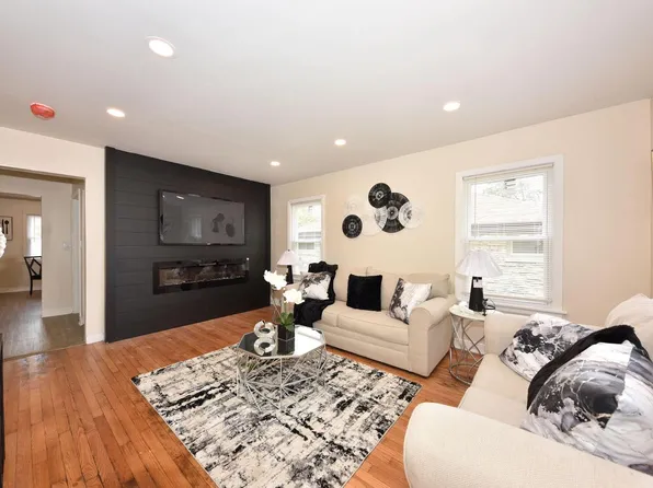 4044 North 44th STREET, Milwaukee, WI 53216