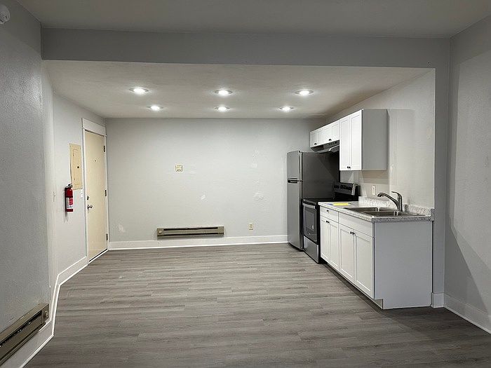 1st image of 1336 Portage St #28