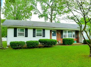 1019 Steven Ln, Murphysboro, IL 62966