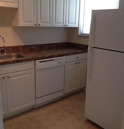 3rd image of 5654 Louis Xiv Ct APT D