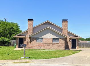3403 Allison Ct, Arlington, TX 76015