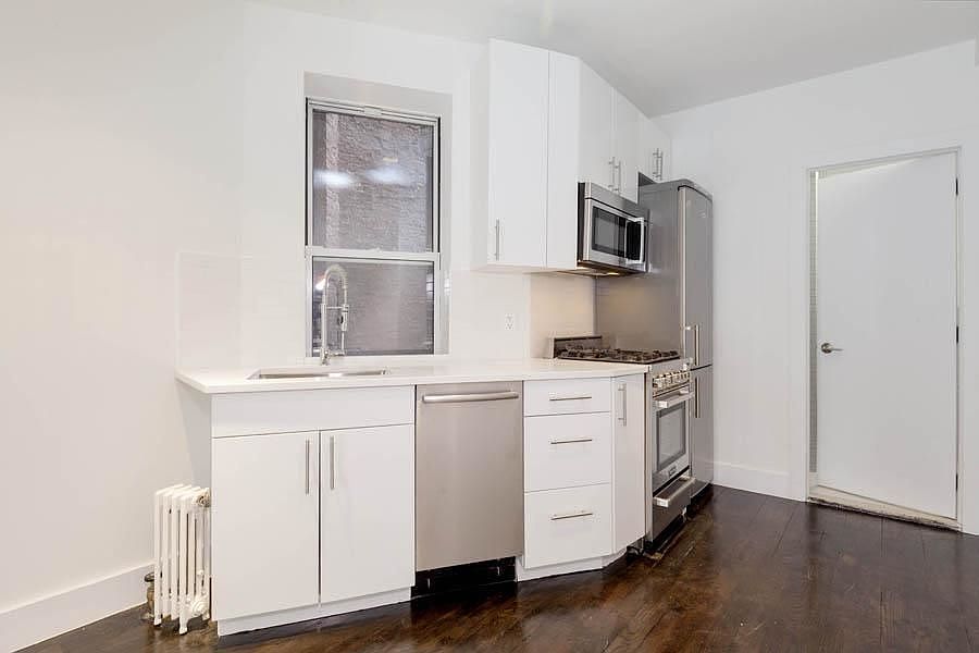 1st image of 222 E 27th St APT 17
