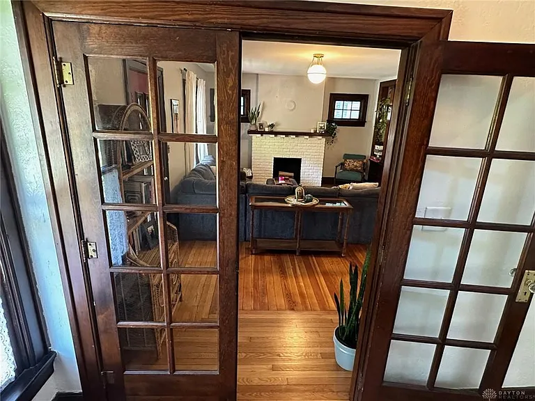 2319 S Dixie Dr — Photo 21