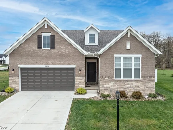 8860 Bottle Brush Dr, Columbia Station, OH 44028
