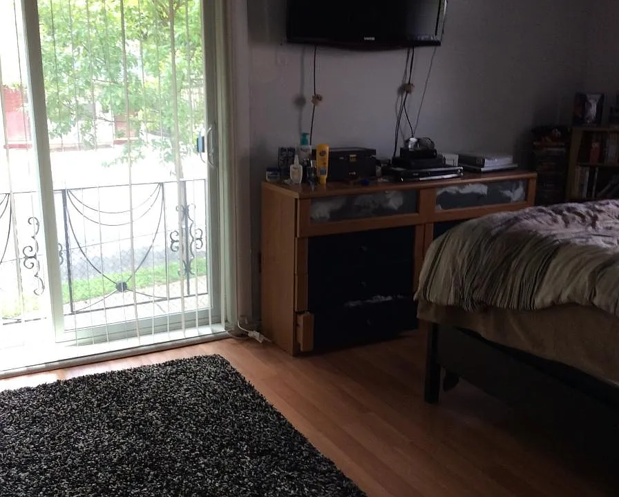 Bedroom #1